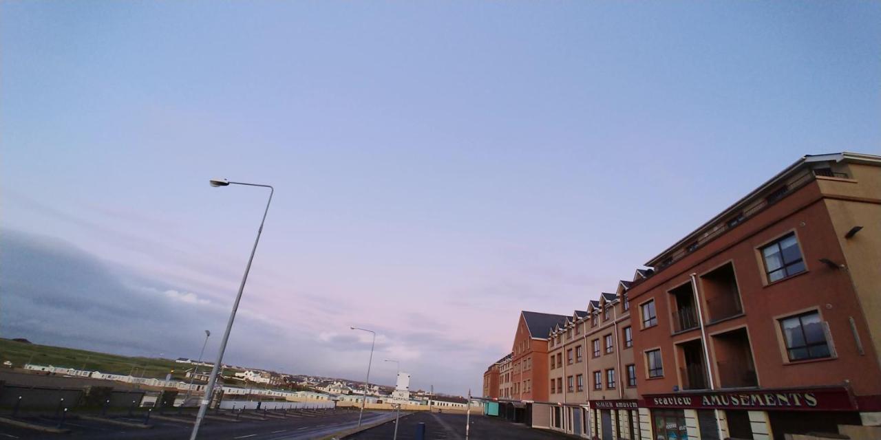 Palm Cove Bundoran Luxurious Sea View Balcony Free Wifi Netflix Sleeps 5 Leilighet Eksteriør bilde